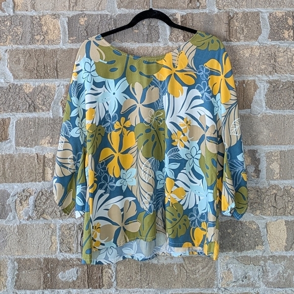 Hawaiian B-Dine Creations by Bernie Kaimiola Lightweight Floral Blouse XL - Picture 1 of 5